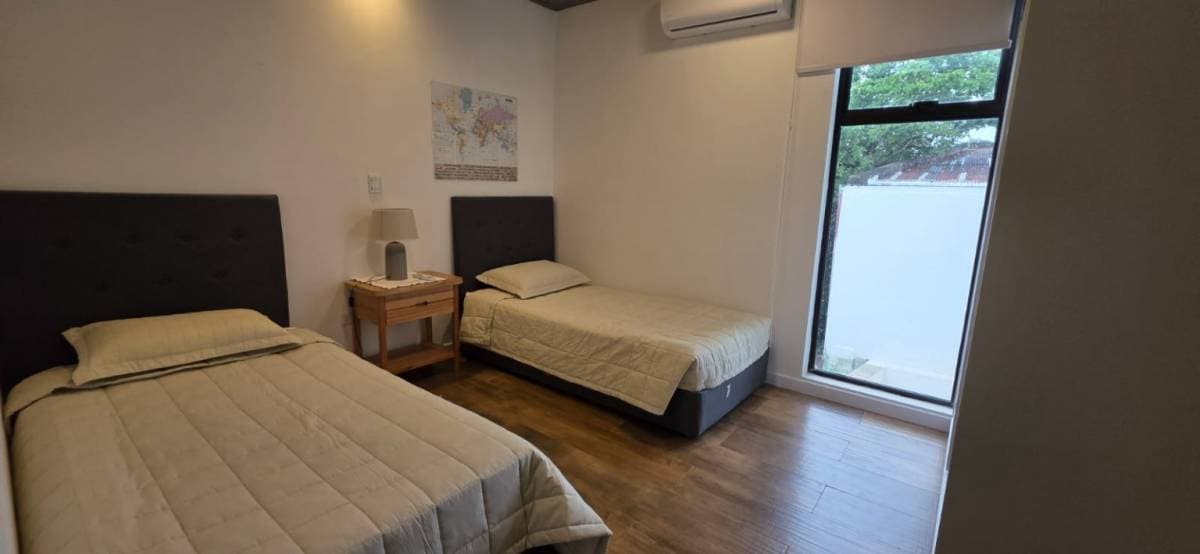 Departamento de 2 dormitorios amoblado barrio Las Mercedes, foto 3