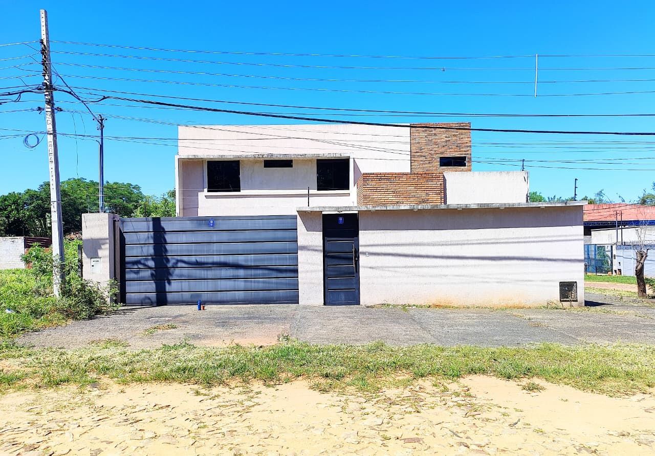 Casa en venta - Luque bº molino