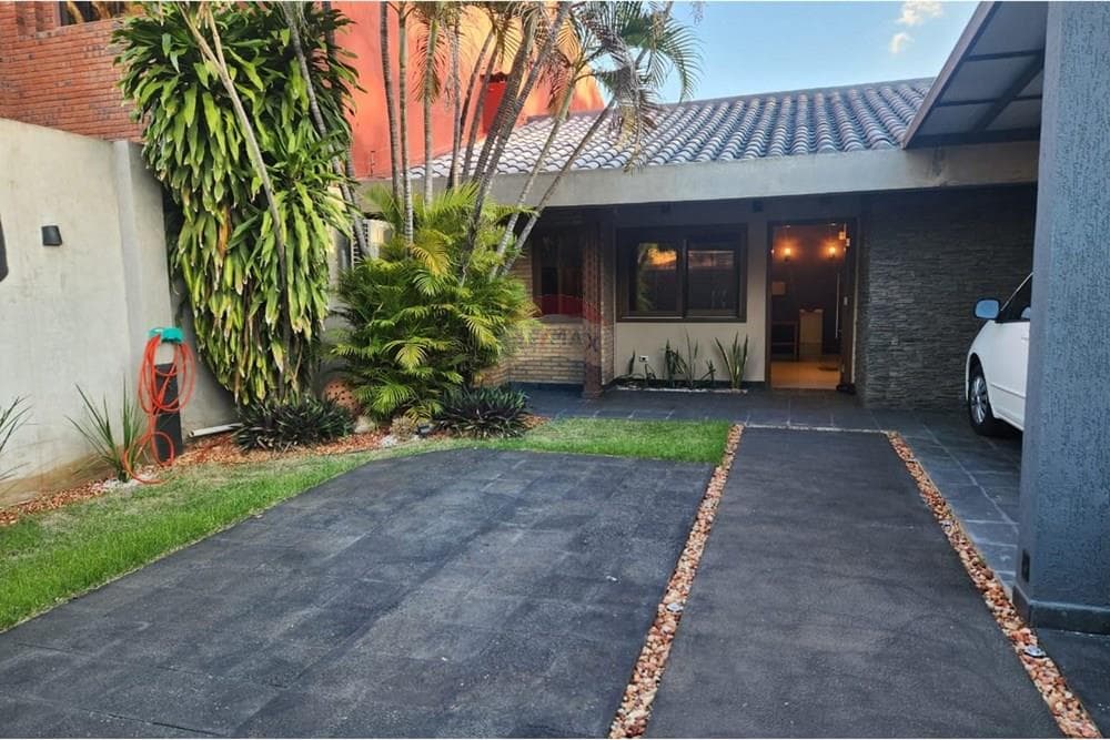 Hermosa residencia en barrio san vicente, foto 2