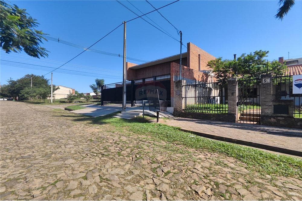 Casa - Alquiler - Paraguay Asunción Loma Pytá, foto 2