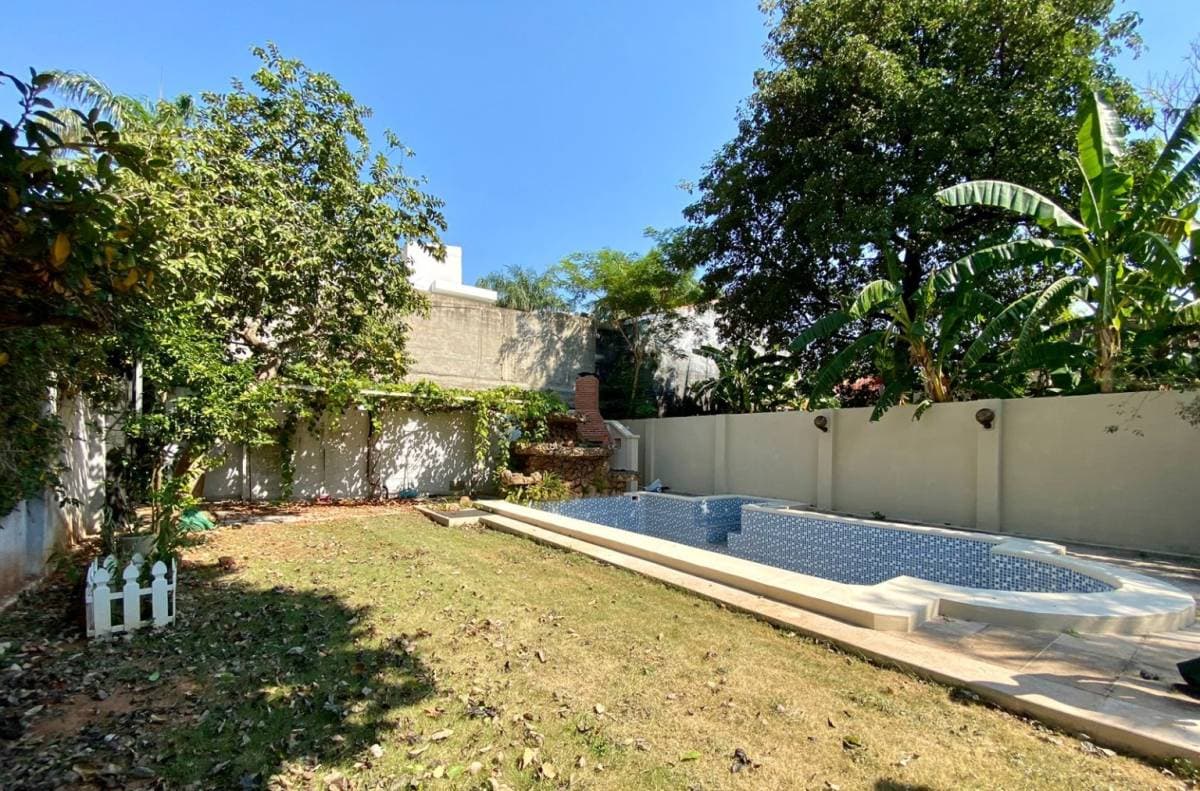 Amplia propiedad para uso residencial o comercial — foto 5