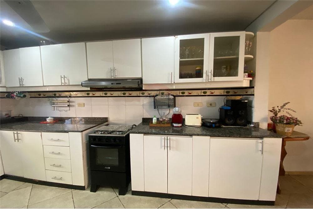 Casa Amoblada - Alquiler - Lambaré, foto 4