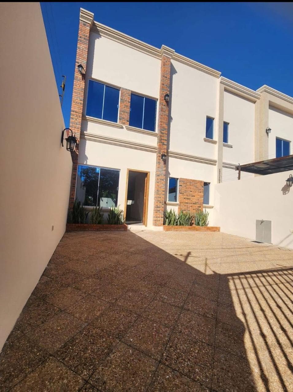 Lujoso Dúplex en Venta – Villa Elisa, foto 2