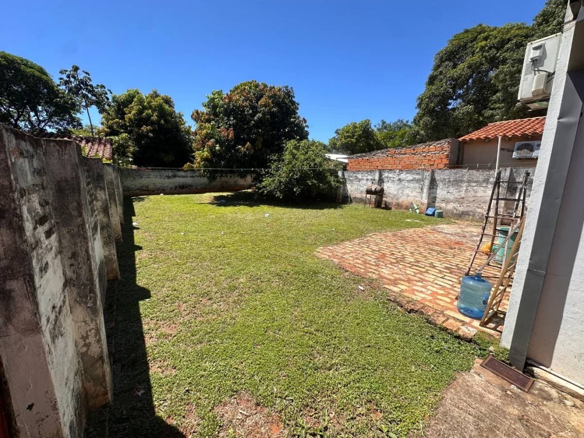 En venta a metros del palacio de justicia de Luque, foto 3