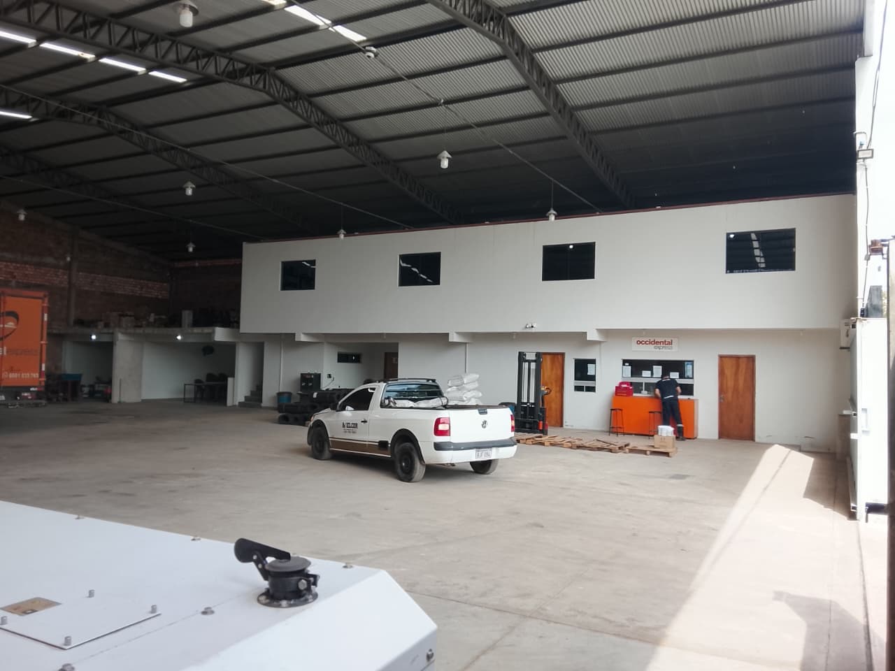 O alquiler de deposito zona Mariano Roque Alonso, foto 2