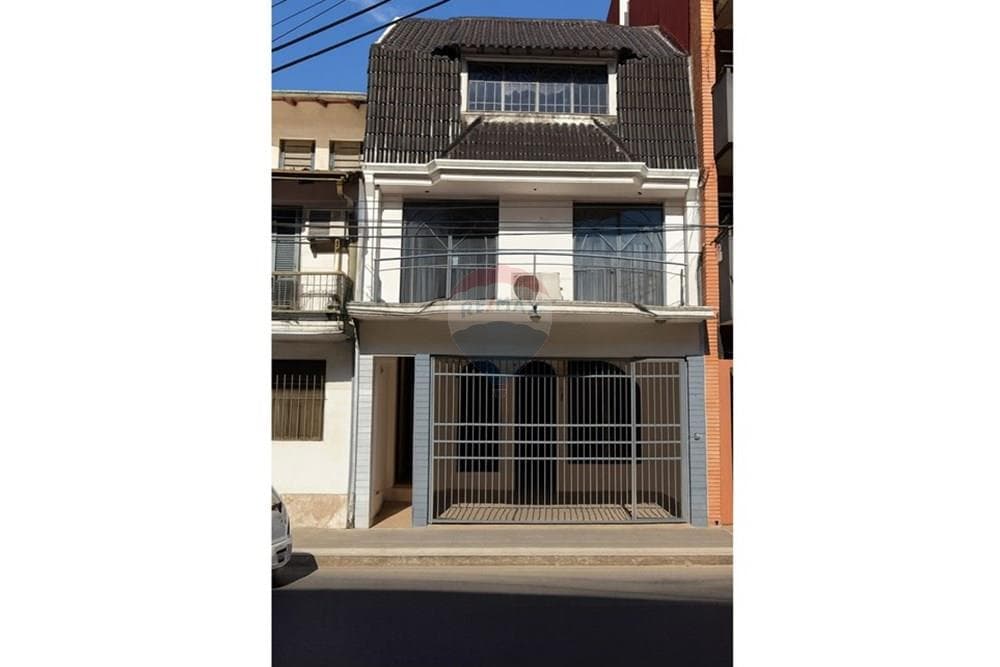 Oficina - Alquiler - La Encarnación, Paraguay, foto 2