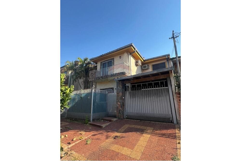 Vendo duplex en oferta lambare bo kennedy