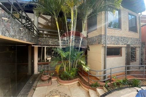 casa residencial en Mburucuya -Asuncion, foto 5