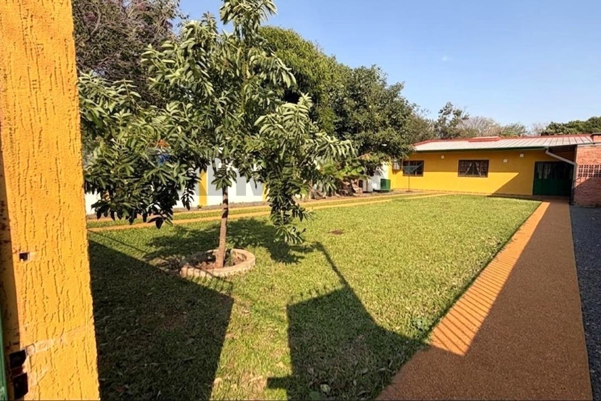 Casa - Alquiler - Luque, Central, Paraguay