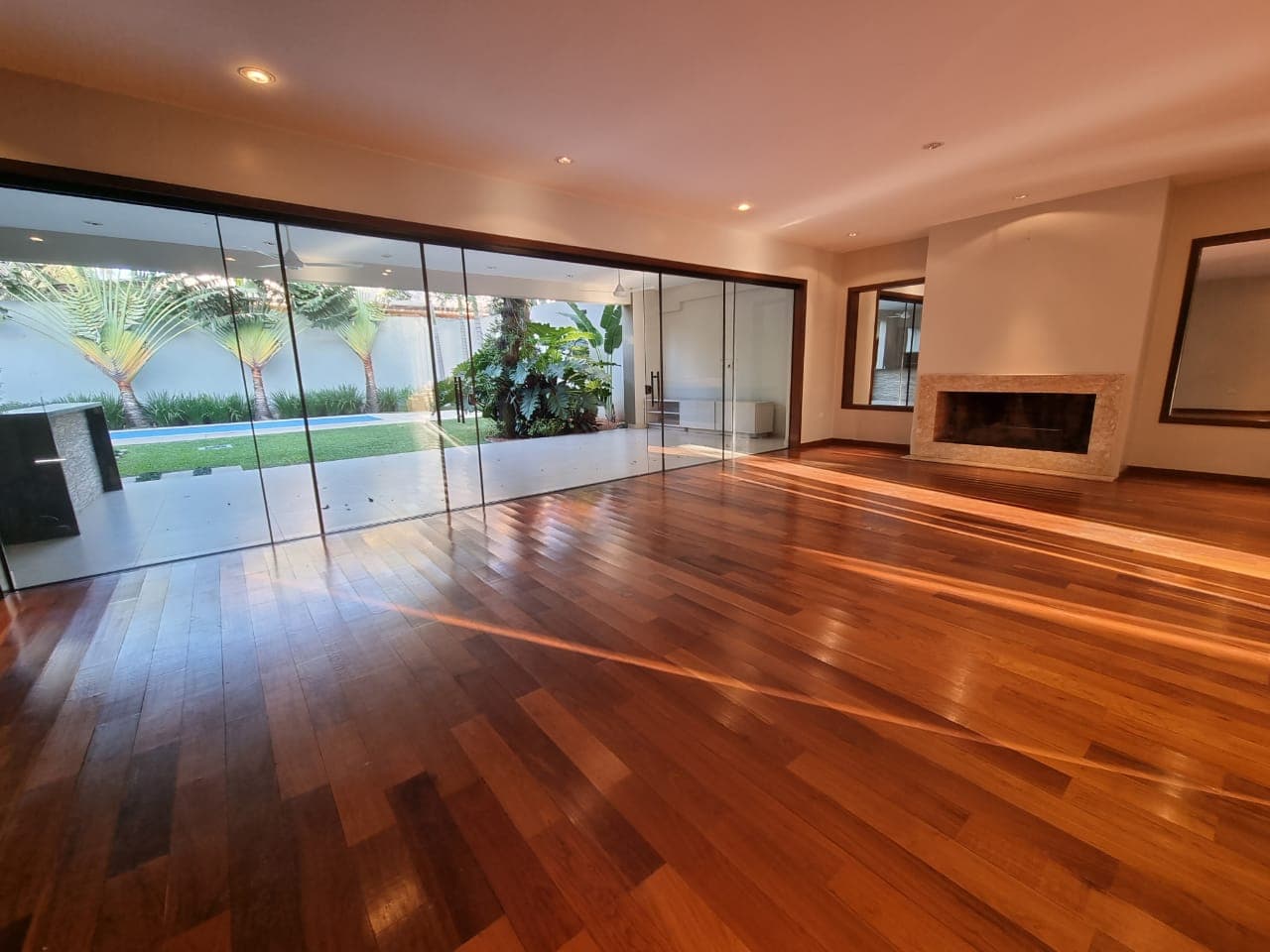 Importante Residencia En Condominio, foto 2