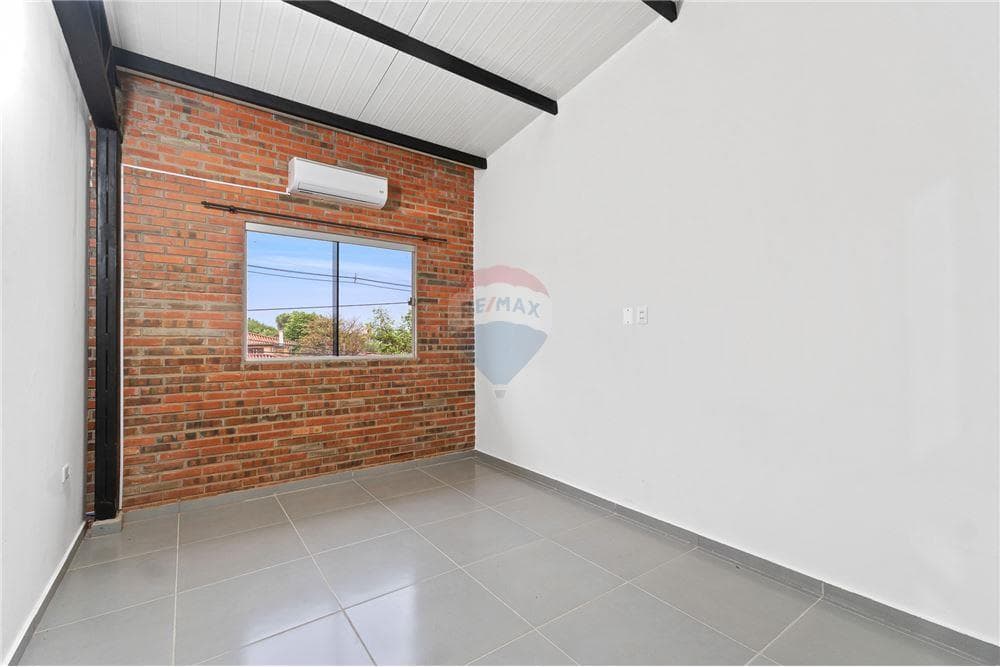 En venta - depósito en Mariano Roque Alonso, foto 3