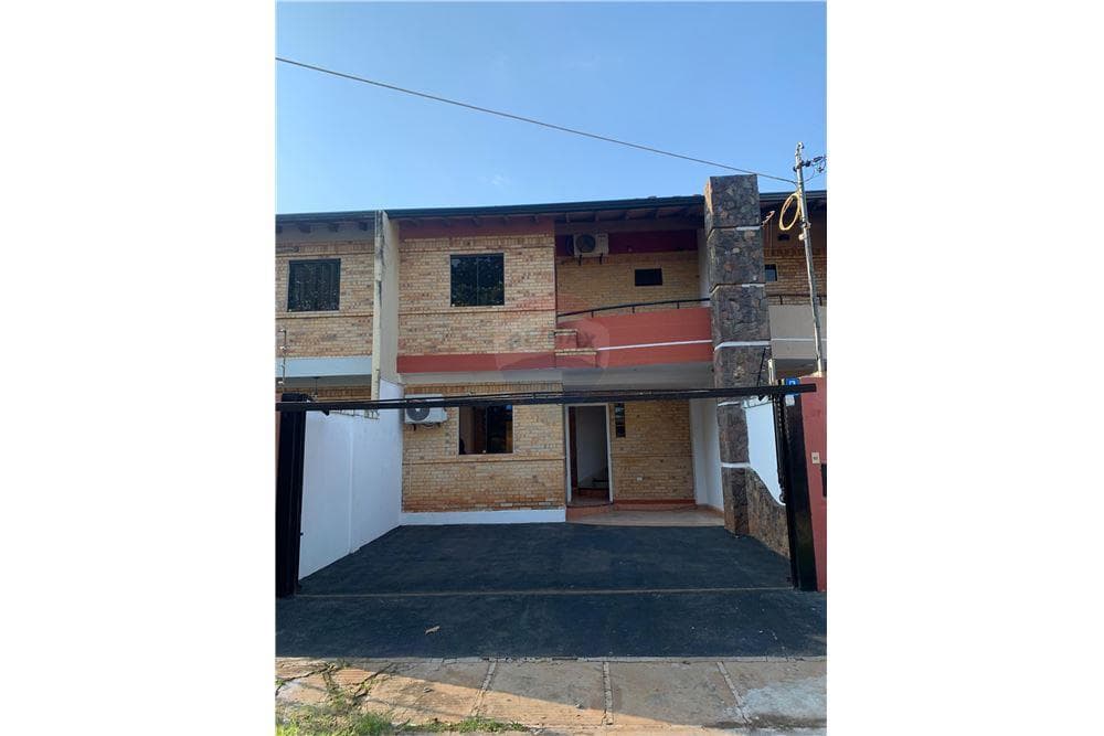 Vendo duplex en fdo de la mora; santo domingo