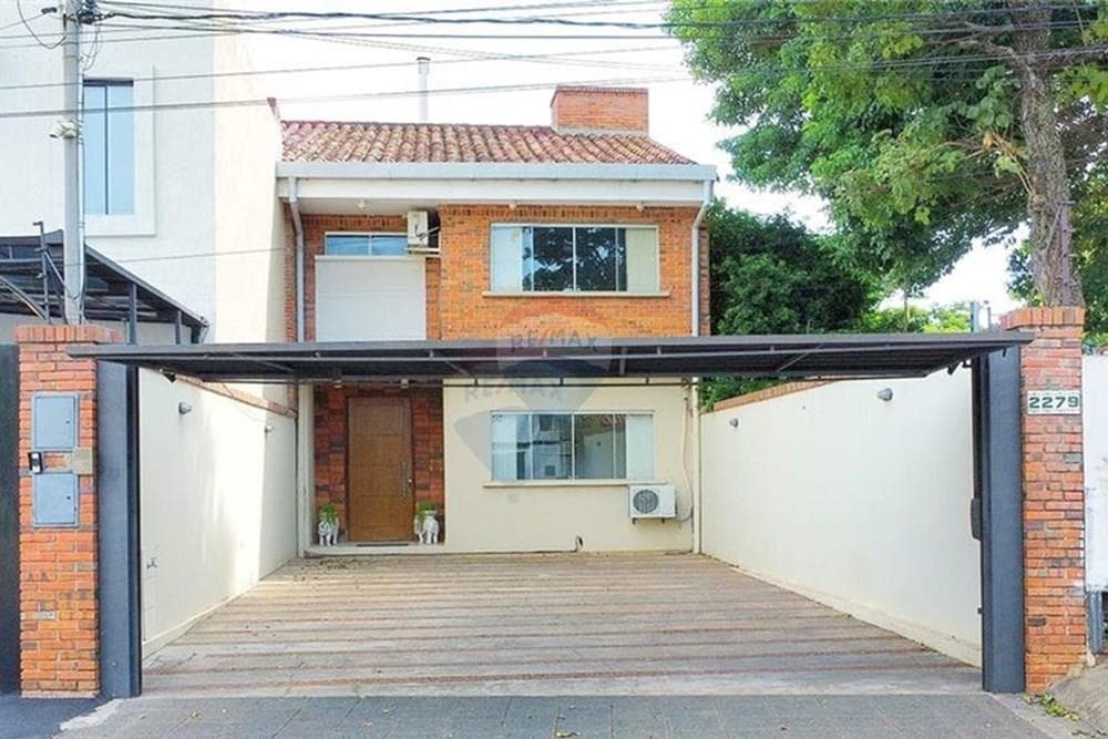 Vendo duplex con piscina - fdo. Zona norte