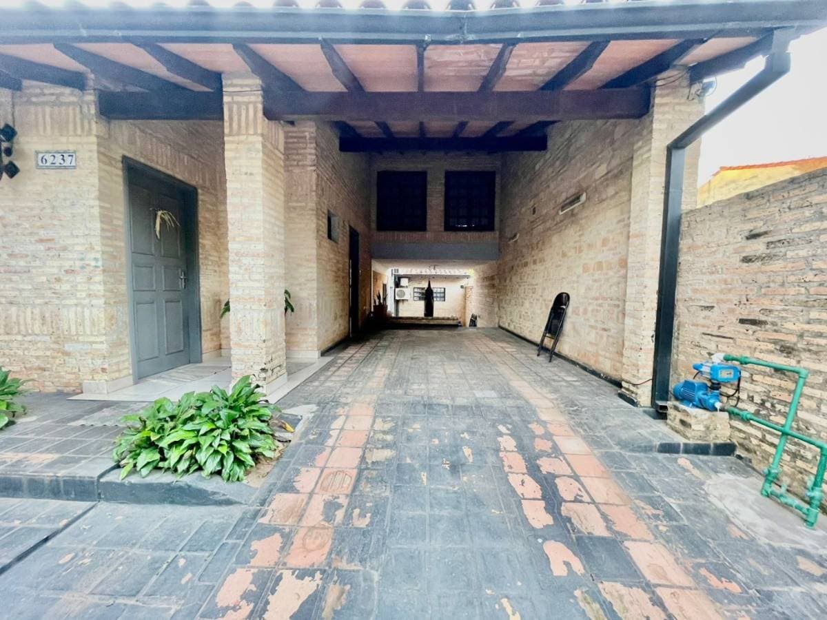 Residencia sobre facundo machain, la Recoleta, foto 2