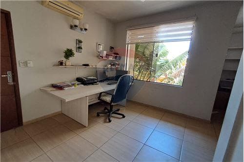 Residencia en mburucuya (pisicina), foto 3