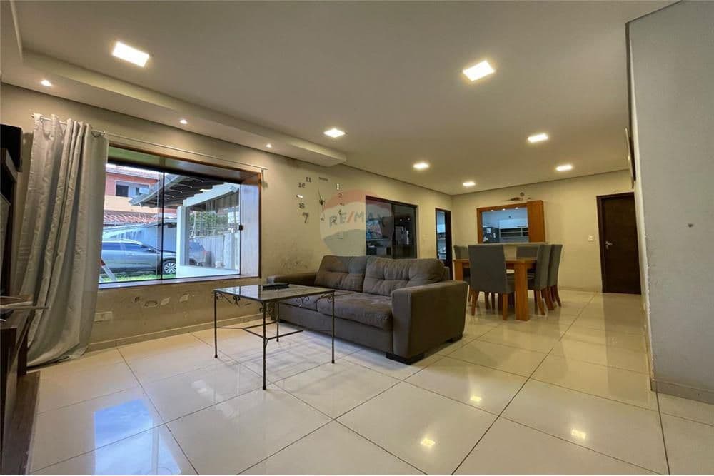 Amplia casa en asuncion barrio villa aurelia, foto 4