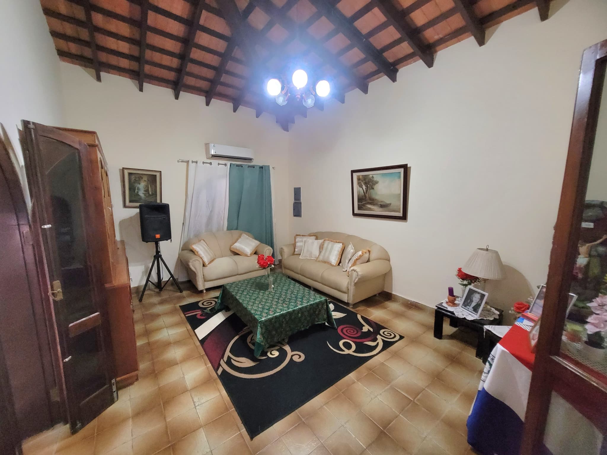 Residencia en san vicente – ideal para vivienda u oficina — foto 1