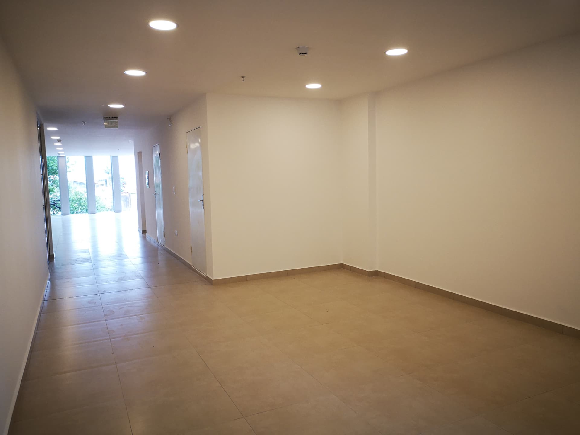 La Seguridad Y Elegancia Que Tu Empresa Necesitan. En El Centro!, foto 5