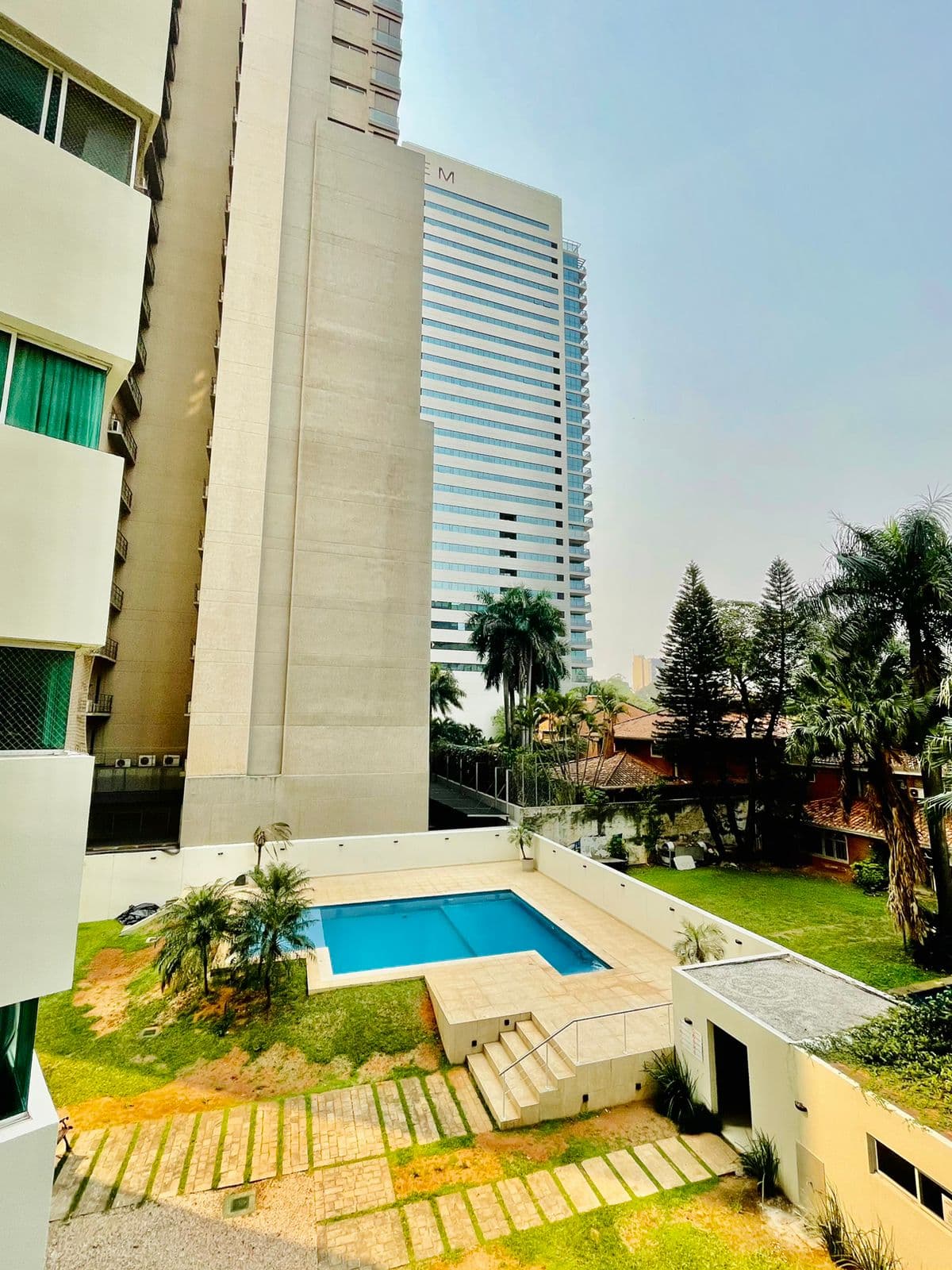 En Venta Departamento amoblado de 3 habitaciones en el Edificio Martinica, foto 5