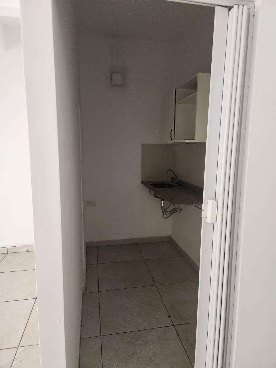 Salón Comercial En Villamorra, foto 5