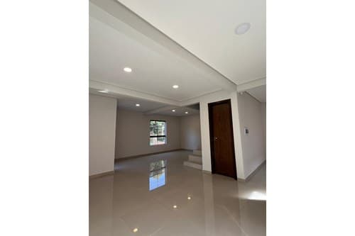 Dúplex-Venta- Lambaré, Central, foto 3