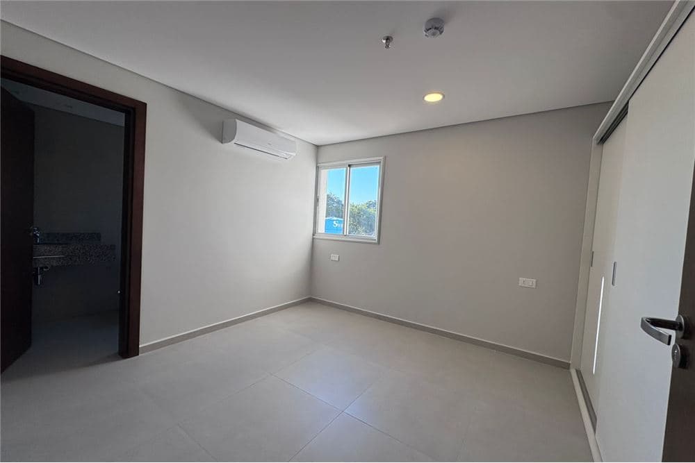 Departamento - Alquiler - Los Laureles, Paraguay — foto 5