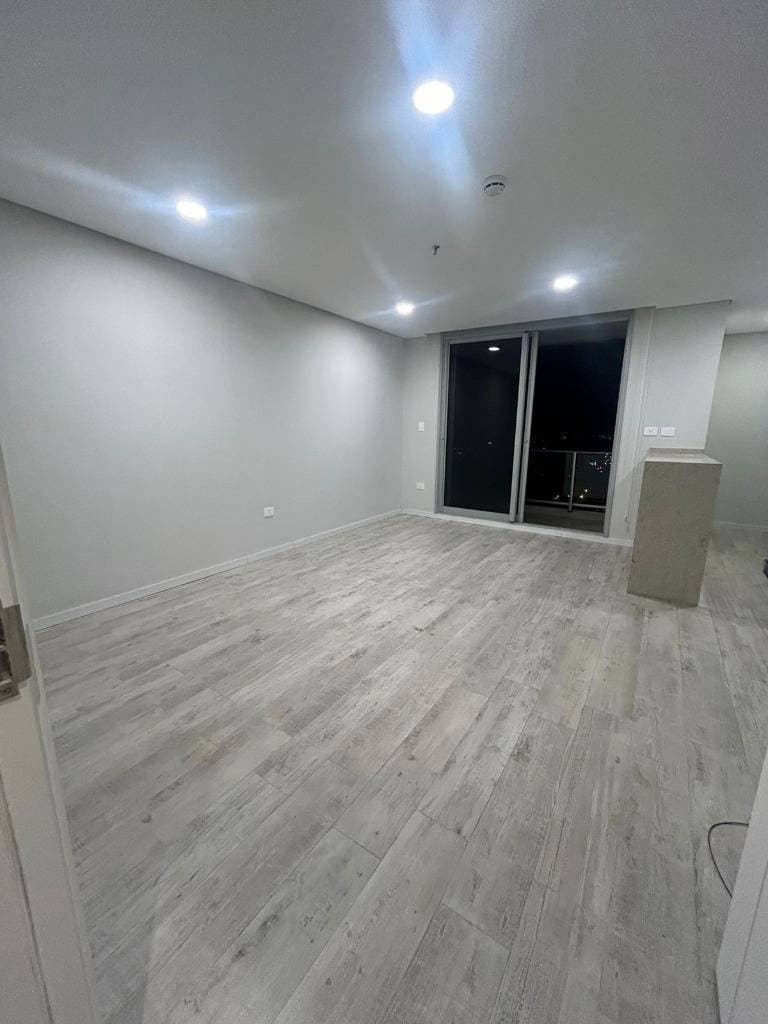 Depto de 2 dormitorios sobre molas lopez, foto 2