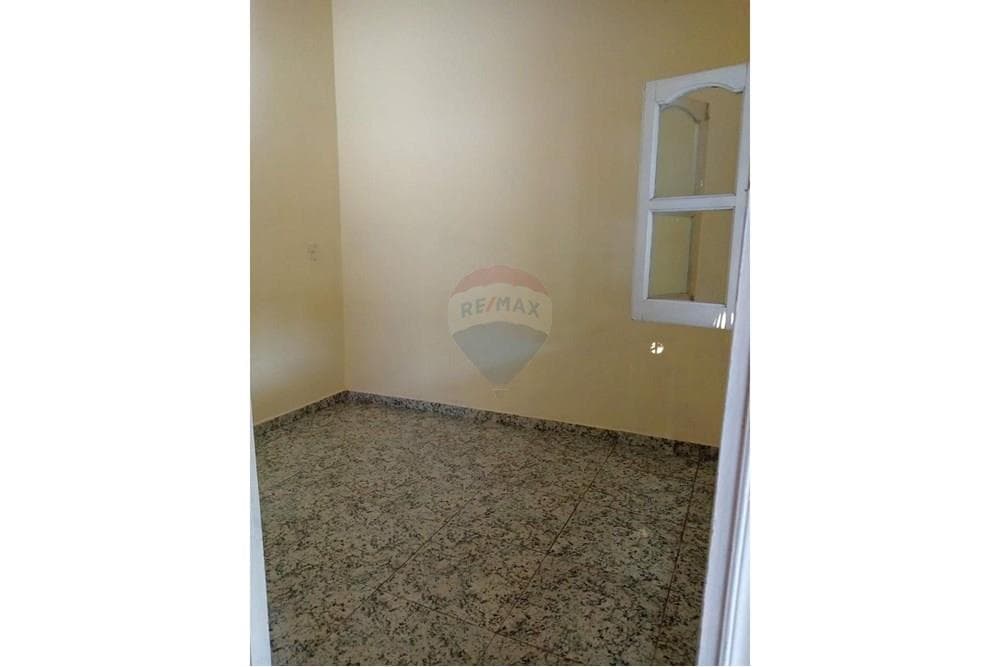 En venta casa de 4 habitaciones con Salon comecial, foto 3