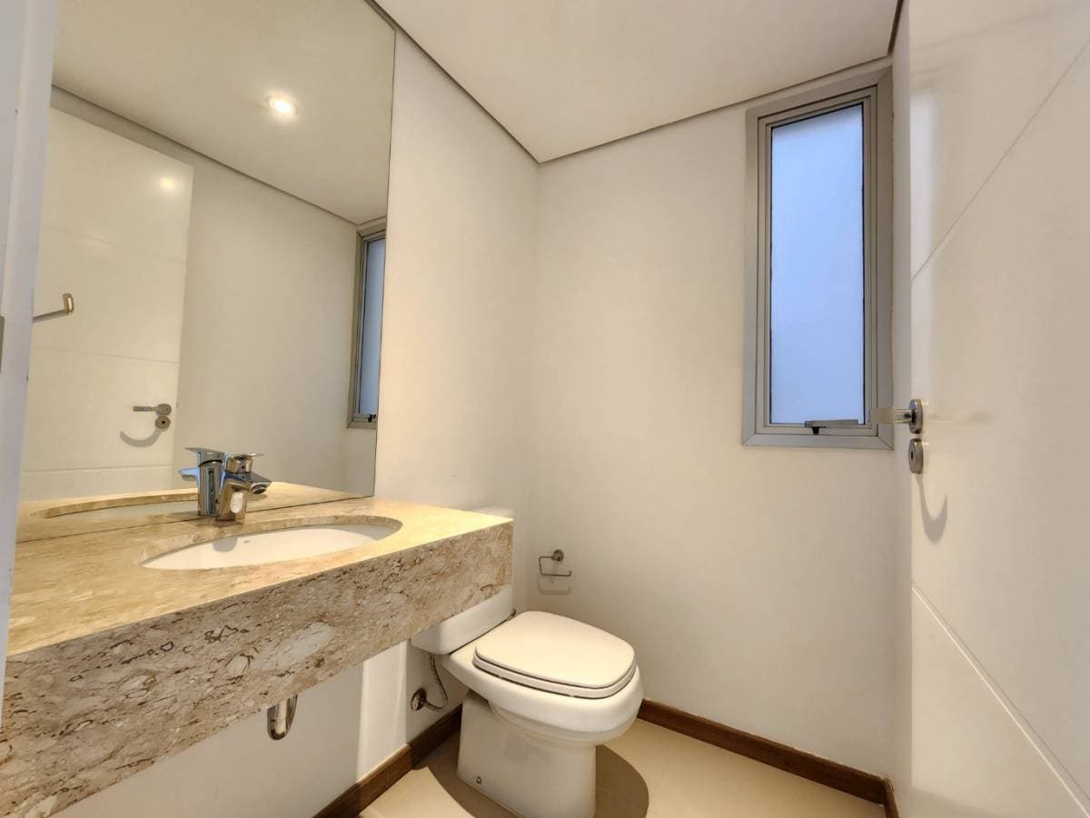 Amplio depto de 3 dormitorios - zona shopp del sol sin muebles, foto 4