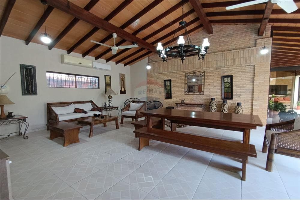 Hermosa y amplia residencia en Fernando de la Mora, foto 5