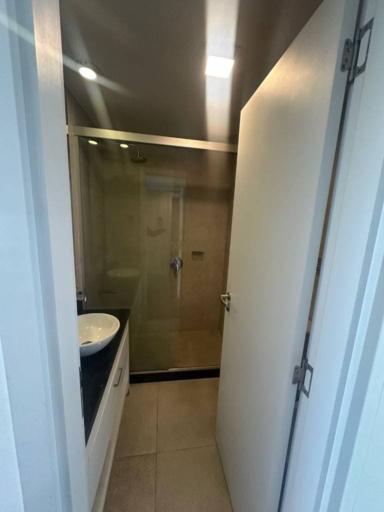 Departamento amoblado de 2 dormitorios en sky tower, ycua sati, asuncion, foto 4