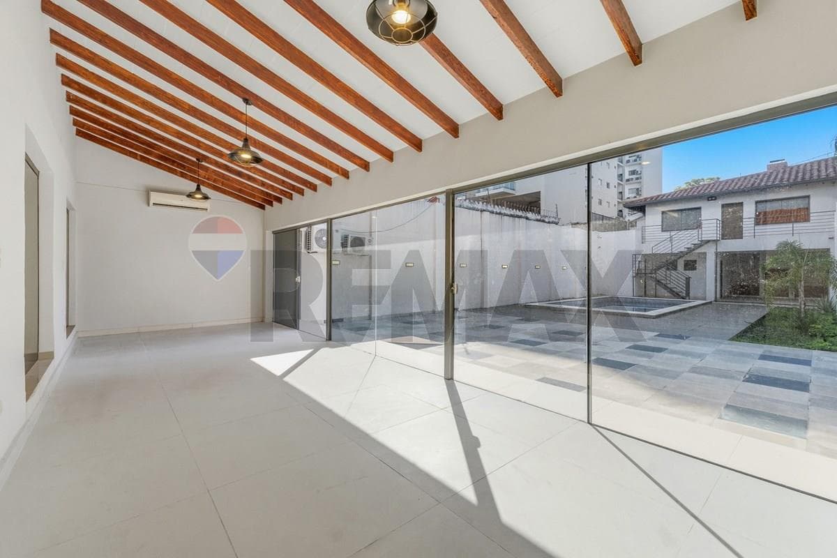 Casa en San Vicente con departamento independiente, foto 3