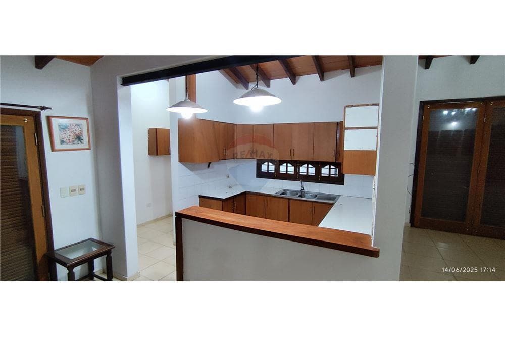 Hermosa casa en venta - Cordillera Itacurubí, foto 4