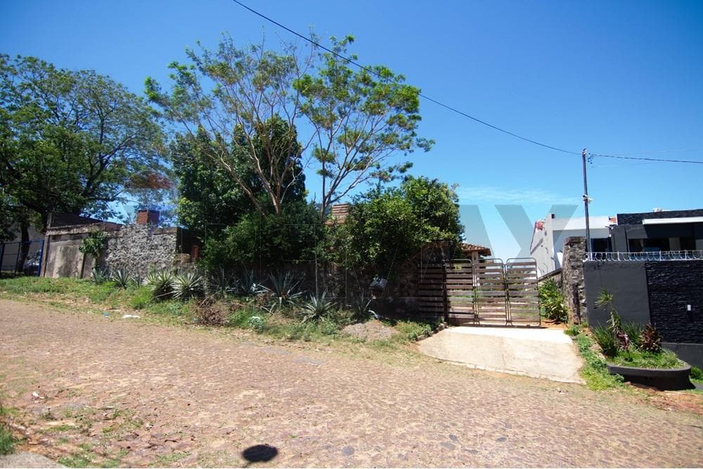Terreno de 1863 sobre acceso sur, foto 2