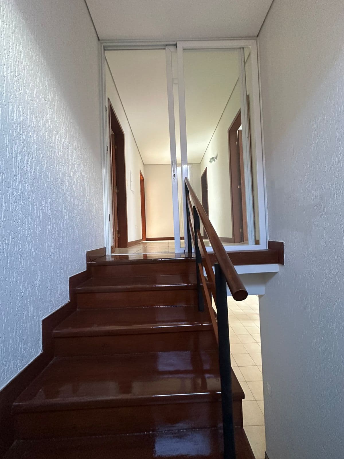 Casa De 5 Dormitorios En Condominio En Barrio Mcal. Estigarribia, foto 4