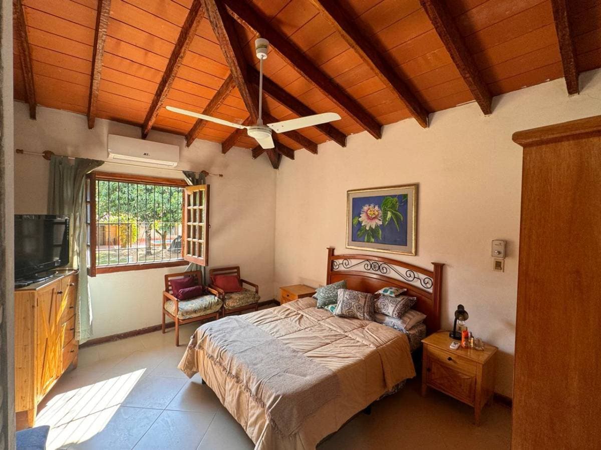 Hermosa casa en San Bernardino, zona anfiteatro — foto 3