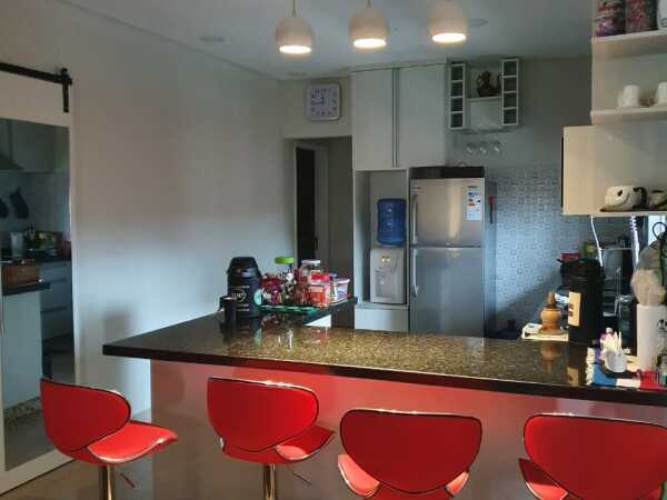 Hermosa casa en el barrio cerrado arapoty, foto 1