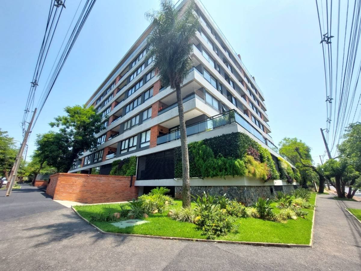En venta - departamento de 3 dormitorios con patio privado en el urban ykua sati, foto 1
