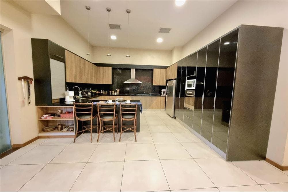 Hermosa residencia a media cuadra de la avda. España/ barrio mcal. López!, foto 4