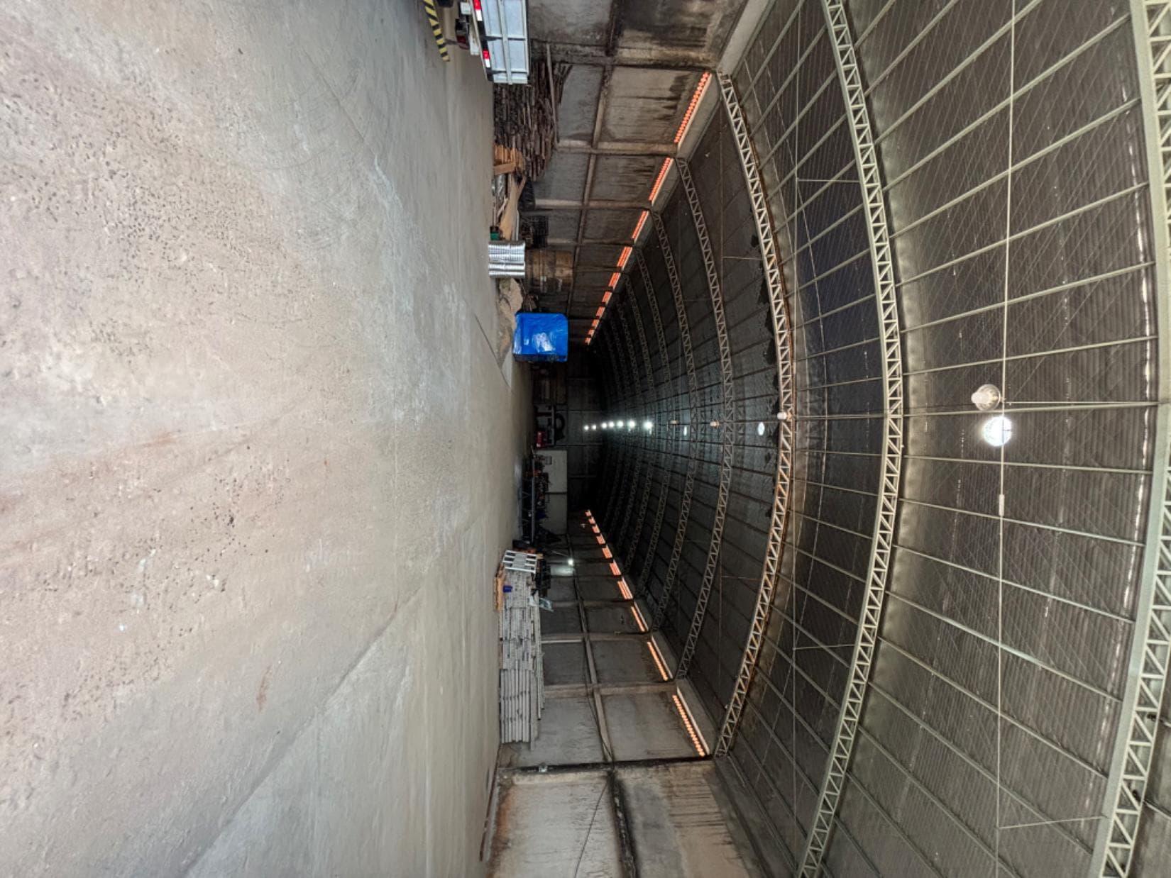 Deposito en cde - 1.600m2, foto 1