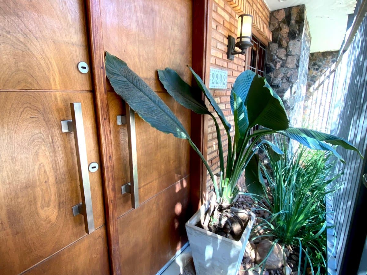 Residencia en esquina en barrio las Carmelitas, foto 3