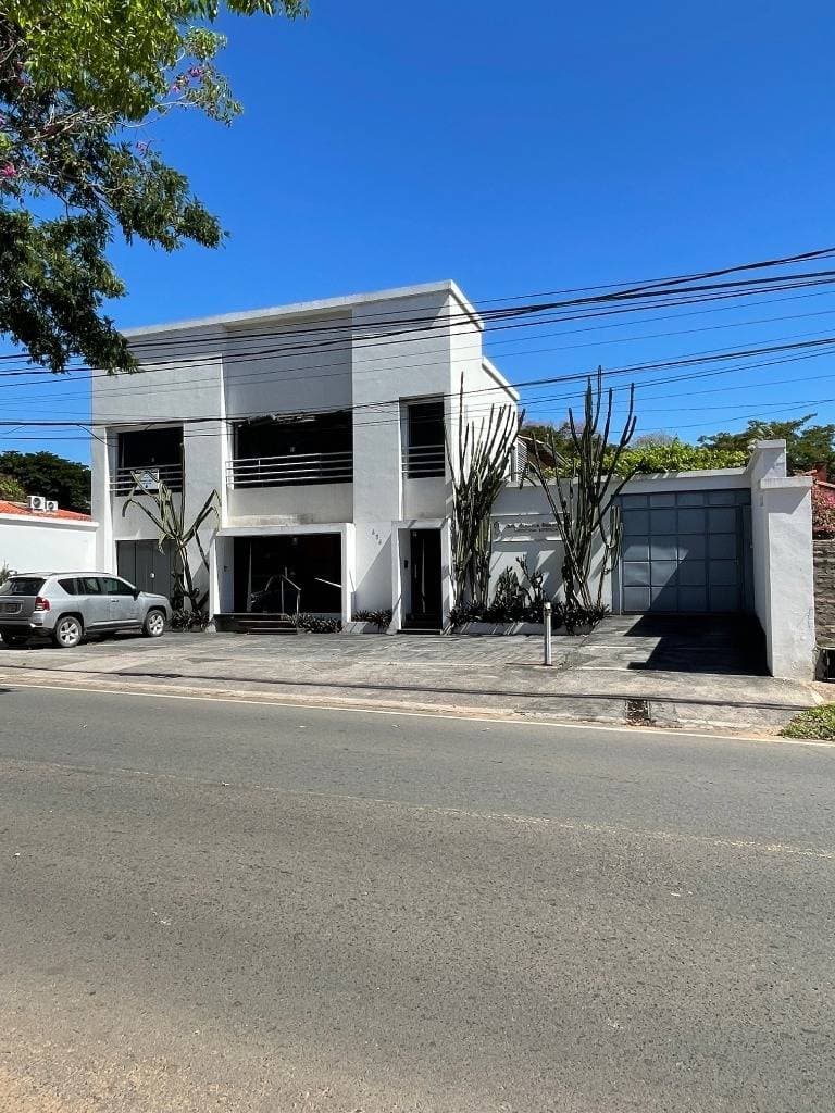 Casa para oficinas en alquiler | Barrio Mariscal Estigarribia, foto 2