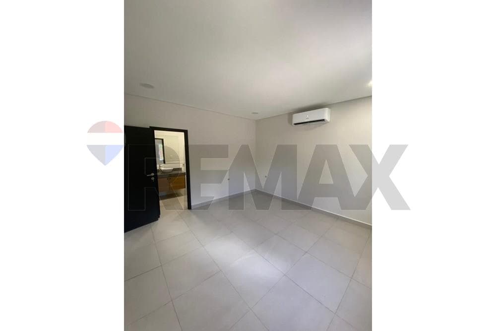 Chalet - Alquiler - Lambaré, Central, Paraguay, foto 4