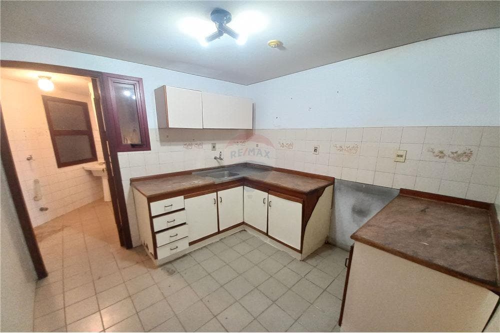 Dpto de 3hab + cochera, zona centro, foto 2
