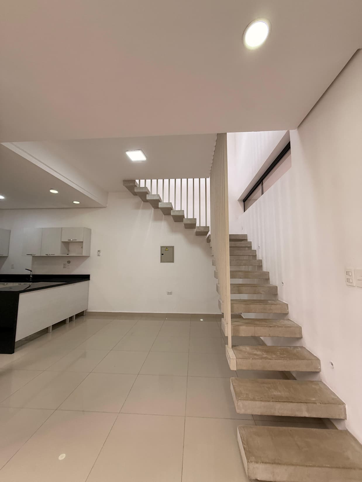 Duplex de 3 habitaciones en alquiler - loma pyta, foto 1
