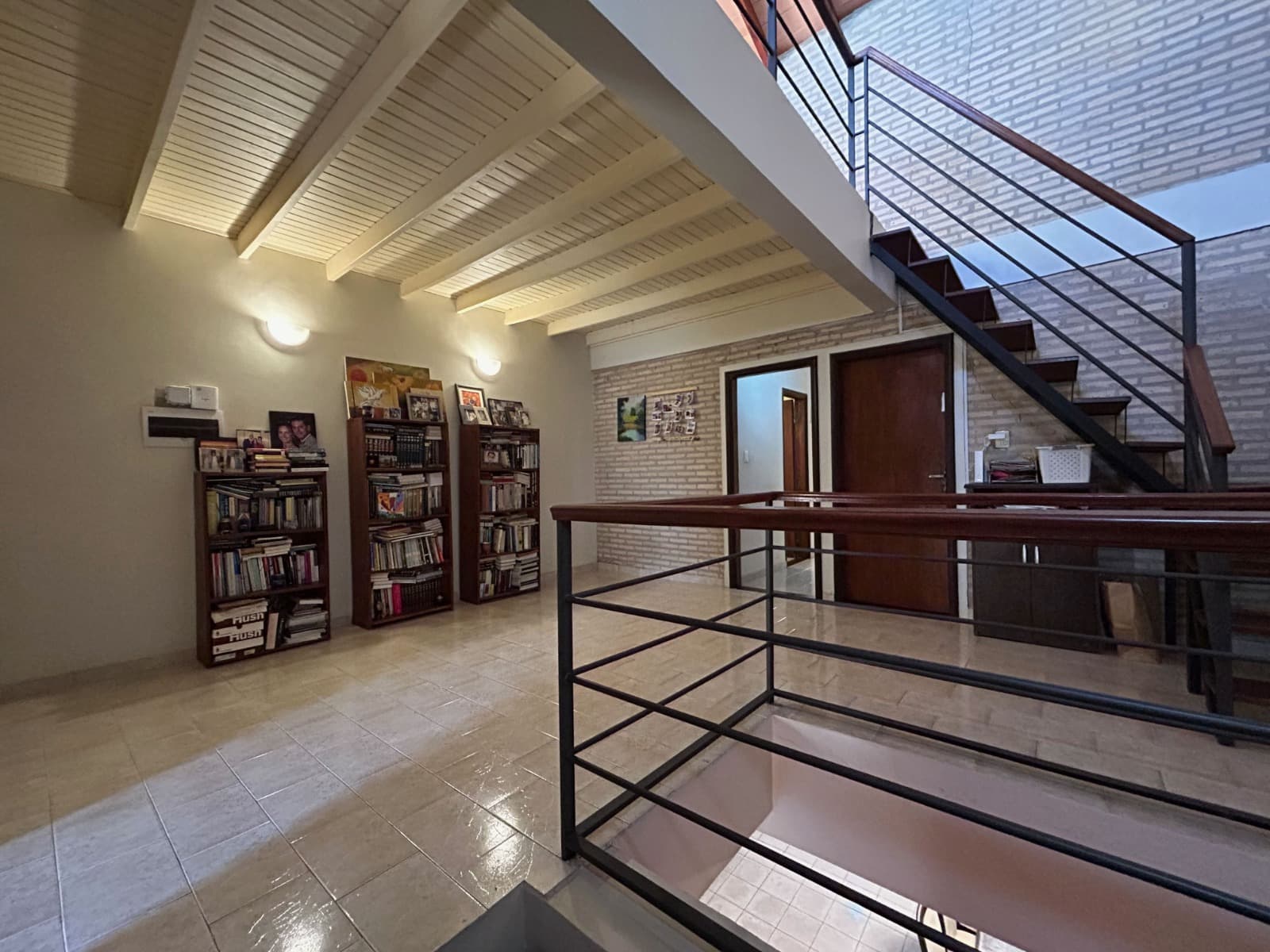 En venta duplex de 3 dormitorios en suite en Barrio Mburucuya - Asunción, foto 4