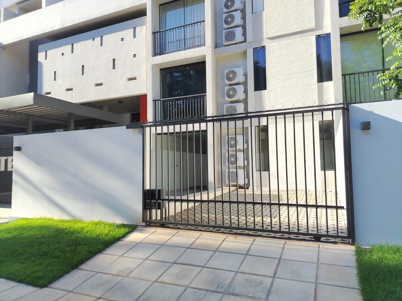 departamento en planta baja con patio privado en Terra 01, foto 2