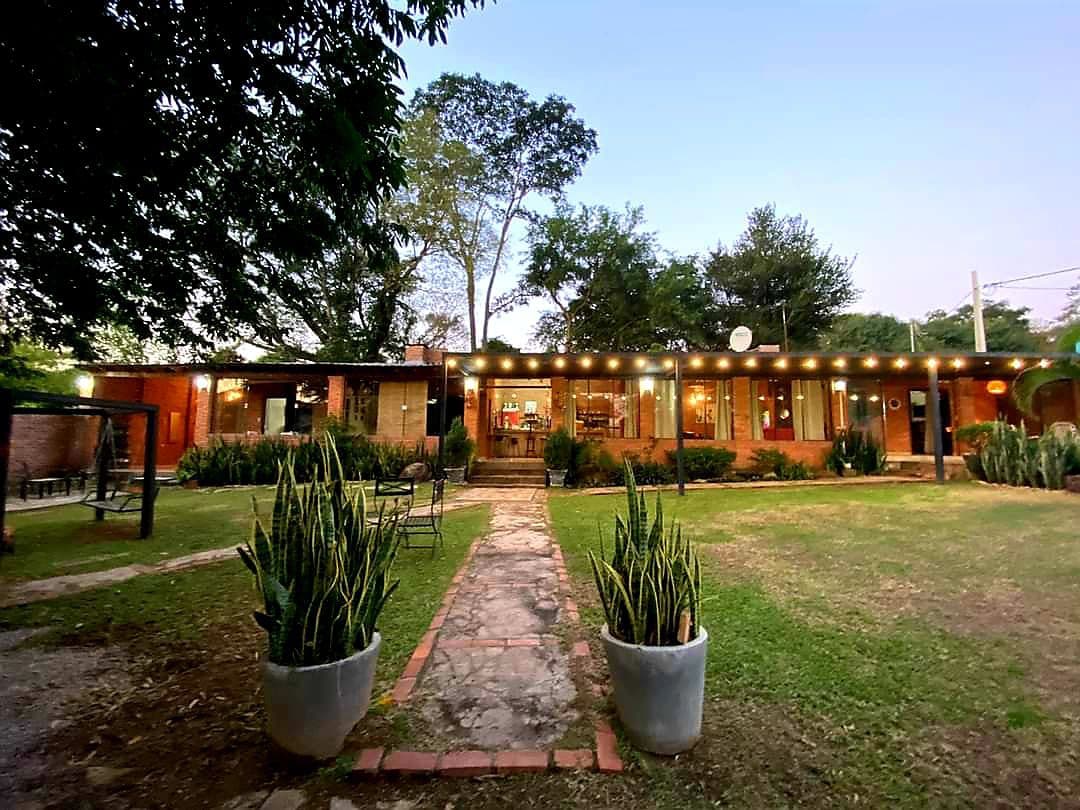Casa quinta amoblada en San Bernardino, en esquina, foto 2