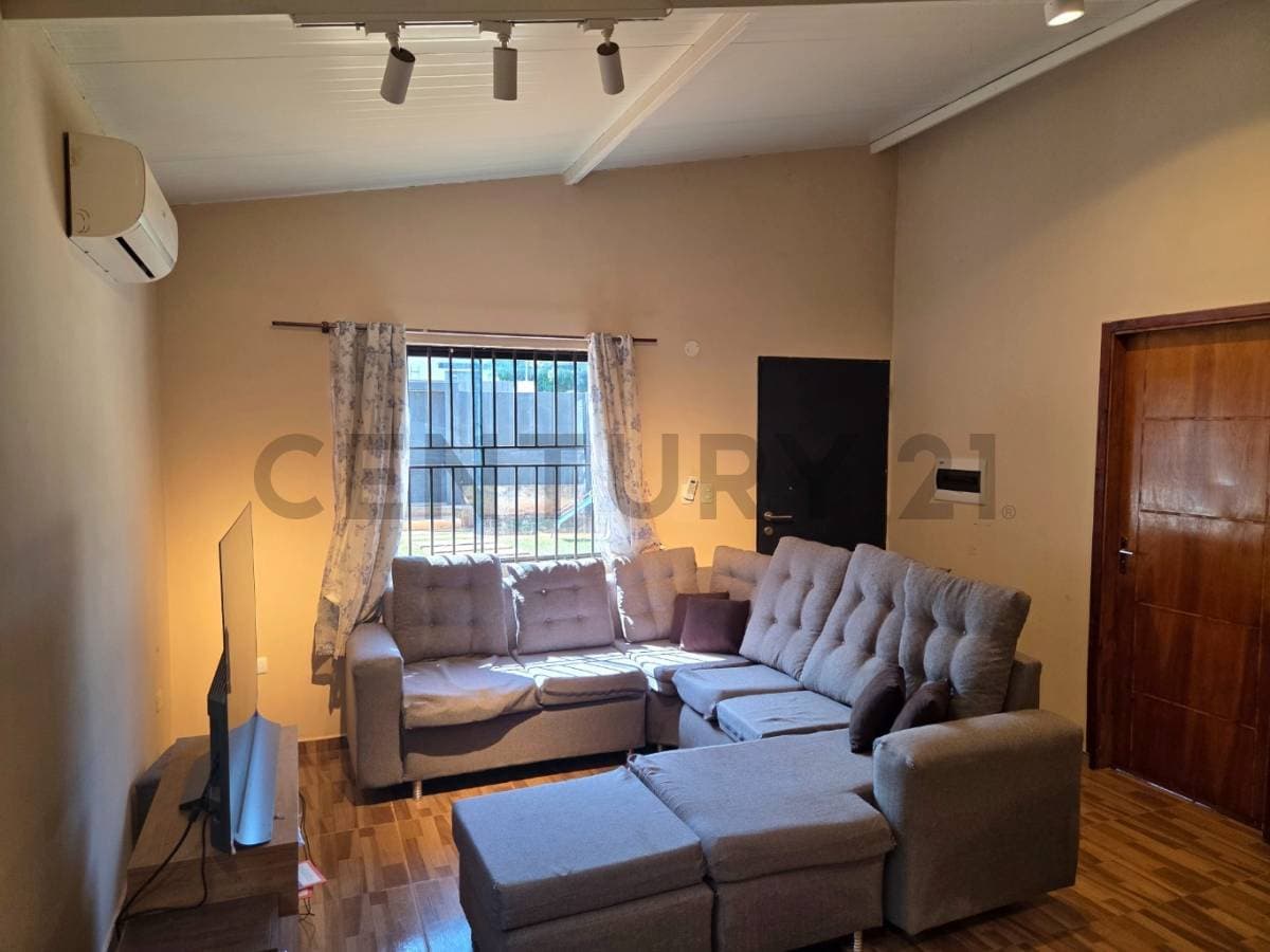 En venta - casa en Fernando de la Mora zona norte, foto 2