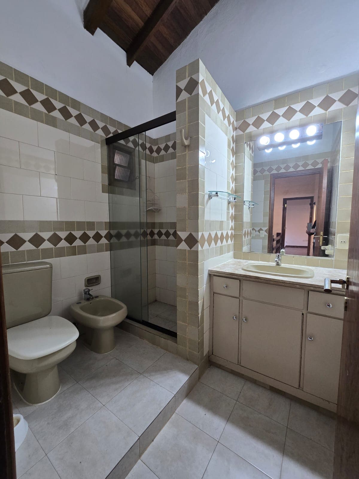 Casa Pareada En 3 Niveles De 250 M2 En Zona Seminario-lho5648304, foto 2